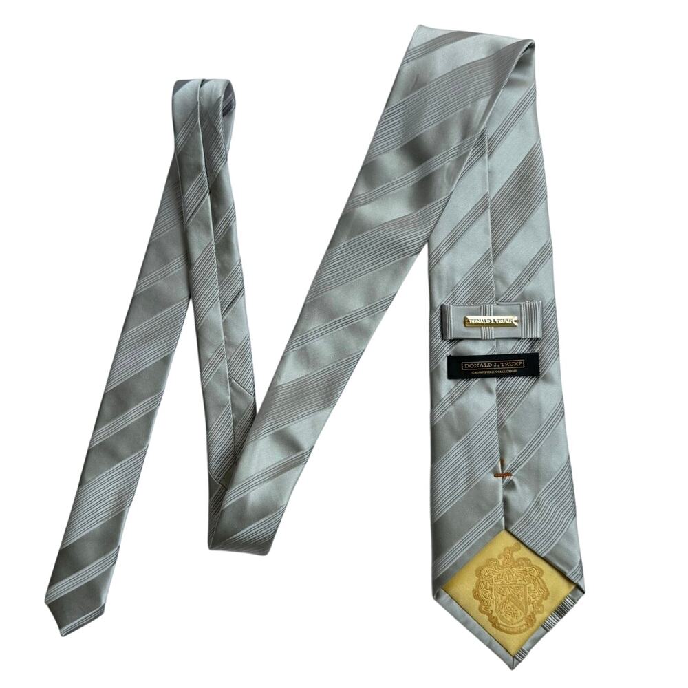 Donald J Trump Signature Collection Mens Neck Tie Gray 100% Silk Luxury Gold Bar - Picture 6 of 8